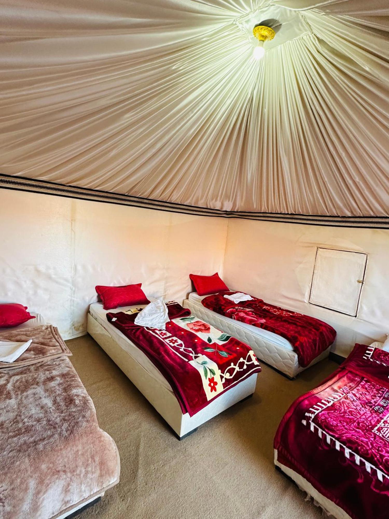 Wadi Rum Sunrise Camp Exterior foto