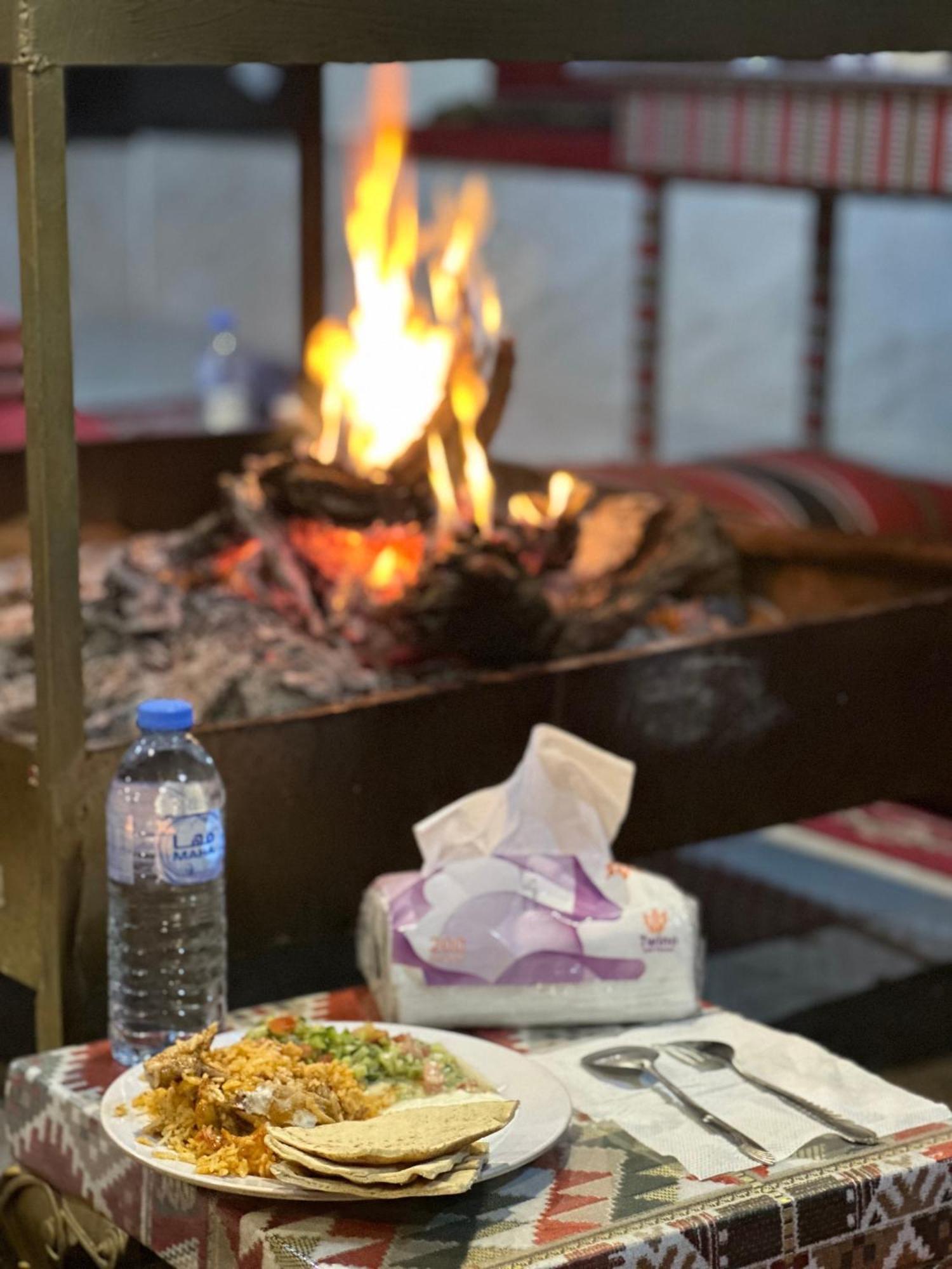 Wadi Rum Sunrise Camp Exterior foto